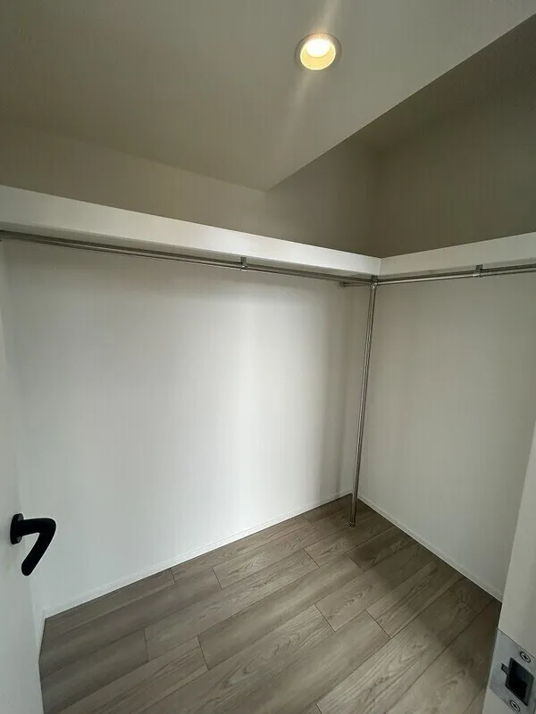 Prime Maison Iriya - Interior - ["Flooring", "Ceiling", "Floor"]