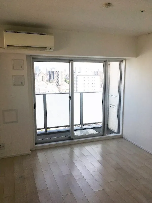 Shinagawa East - Interior - ["Property", "Room", "Daylighting"]