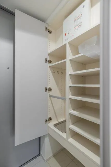 ORSUS Minowa - Interior - ["Wood", "Shelving", "Shelf"]