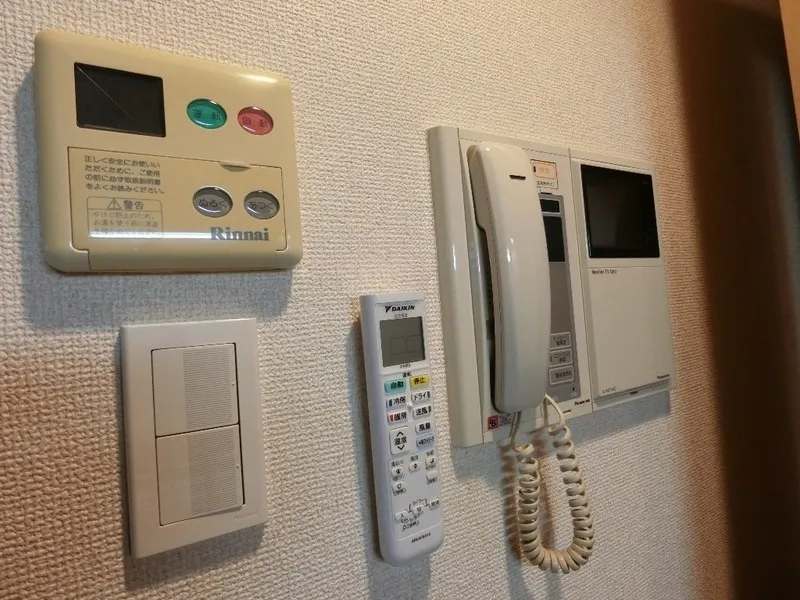 CASSIA Meguro - Interior - ["Electronic device", "Technology", "Machine"]