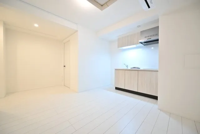 The Residence Nihonbashi - Interior - ["Flooring", "Floor", "Ceiling"]