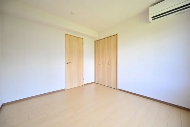 CENTRAL GARDEN RESIDENCE TOKYO - Interior - ["Flooring", "Floor", "Wood flooring"]