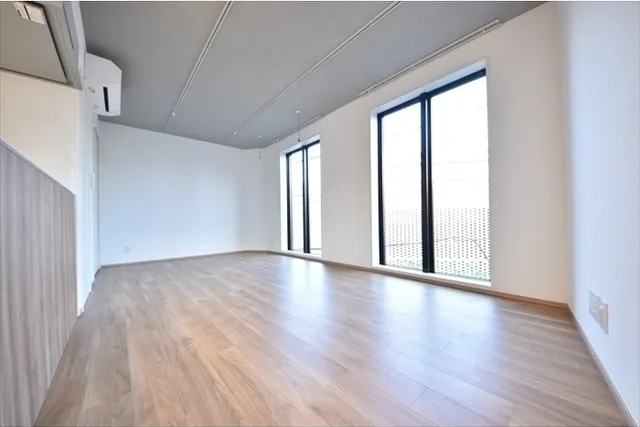 Maison Bellvie Shimokitazawa - Interior - ["Floor", "Flooring", "Wood flooring"]