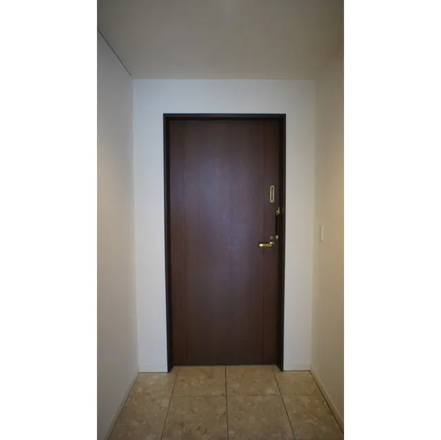 Prime Square City - Interior - ["Door", "Fixture", "Wood"]