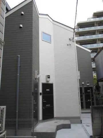 Affinity Miscellaneous - Exterior - ["Composite material", "Apartment", "Grey"]