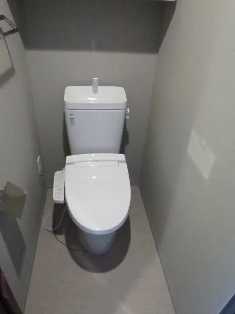 Wilterrace Morishita 4-Chome - Interior - ["Toilet seat", "Plumbing fixture", "Toilet"]