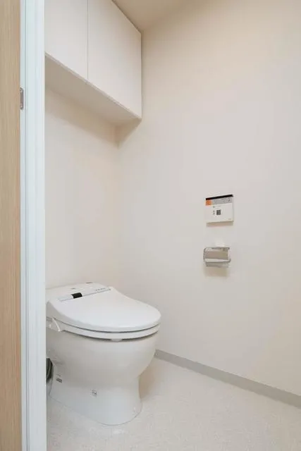 Shirokane Tower - Interior - ["Bathroom", "Fixture", "Toilet seat"]