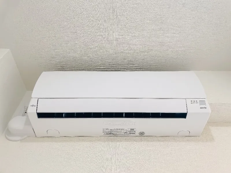 Due Minowa I - Interior - ["Technology", "Machine", "Plastic"]