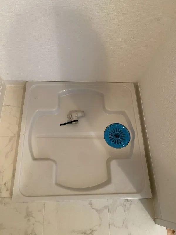 GRAND VAN FRESTALA Toyocho - Other - ["Plumbing", "Tile"]