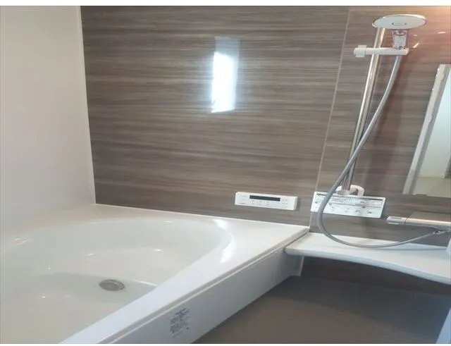Kolet Yokohama Rokkakubashi #04 - Interior - ["Plumbing fixture", "Flooring", "Bathroom"]