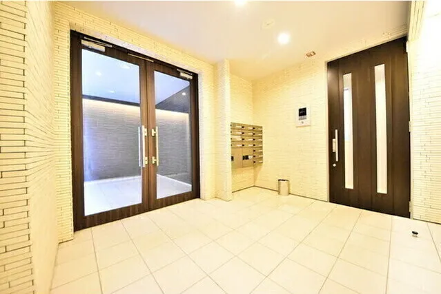 Plage Waseda - Exterior - ["Window", "Fixture", "Rectangle"]