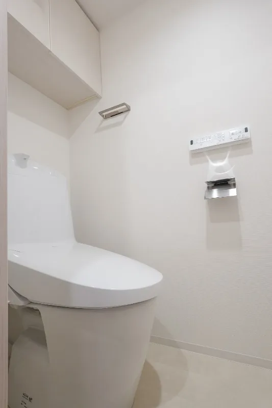 Due Nippori III - Interior - ["Toilet seat", "Plumbing fixture", "Flooring"]