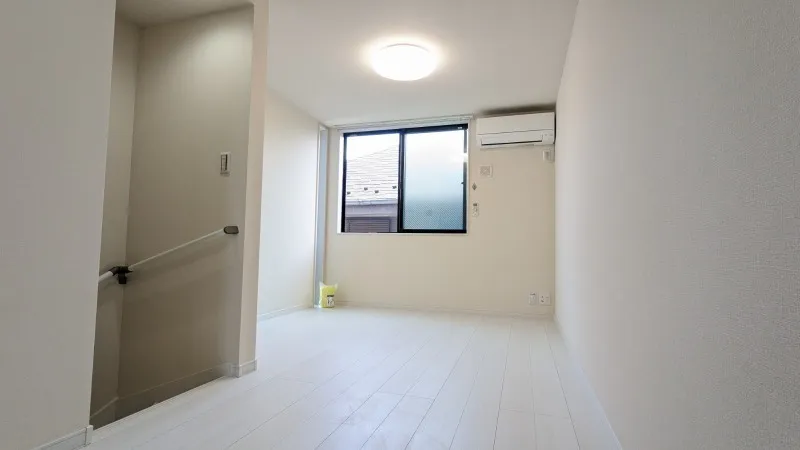 AMATERRACE Ekoda - Interior - ["Wall", "Flooring", "Ceiling"]