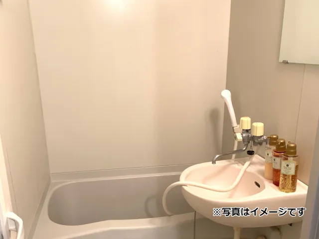Aiferique Omori - Interior - ["Plumbing fixture", "Bathroom", "Plumbing"]