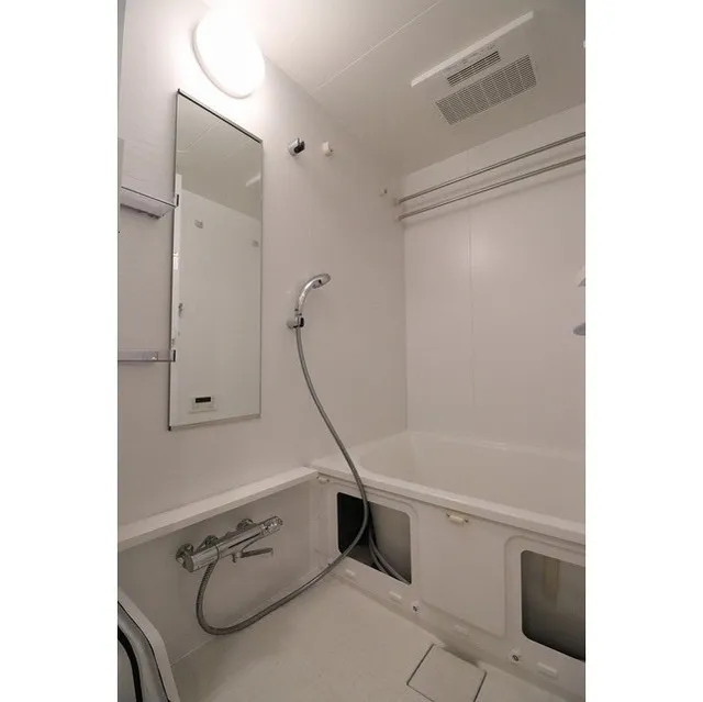 Comforia Morishita South - Interior - ["Plumbing fixture", "Building", "Tap"]