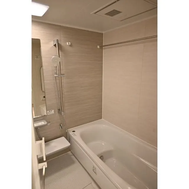 Shibuya Property Tower - Interior - ["Bathtub", "Property", "Plumbing fixture"]