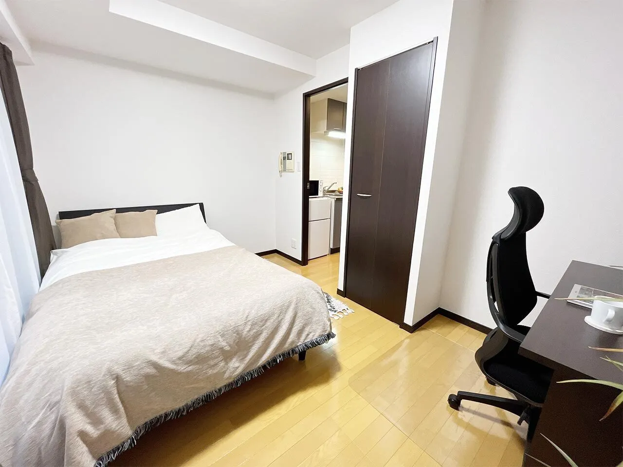 Mynavi STAY Miraie Higashi Yaesu - Interior - ["Flooring", "Floor", "Furniture"]