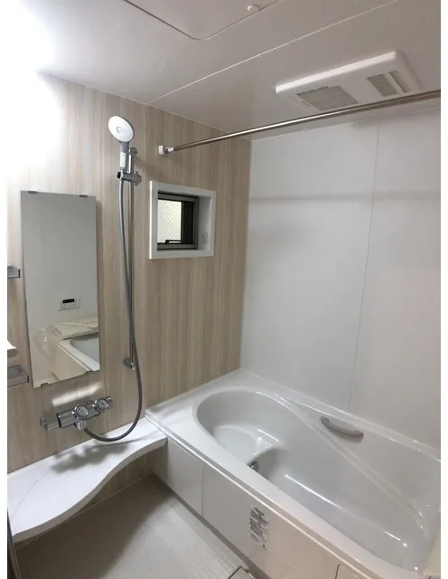 Kolet Sangenjaya #03 - Interior - ["Plumbing fixture", "Bathroom", "Flooring"]
