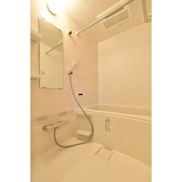 NOBILIS Senkawa - Interior - ["Eyewear", "Rectangle", "Building"]