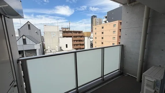 BLAU Honmachi Higashi - Interior - ["Apartment", "Composite material", "Balcony"]