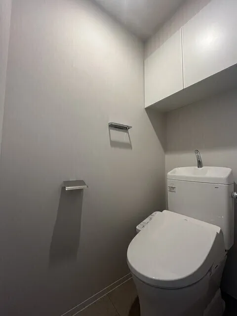 Urbanex Asakusabashi Front - Interior - ["Plumbing fixture", "Flooring", "Toilet seat"]