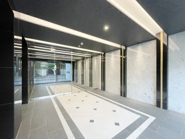 Asyl Court Nerima Nakamurabashi - Exterior - ["Ceiling", "Tile Flooring", "Aluminium"]