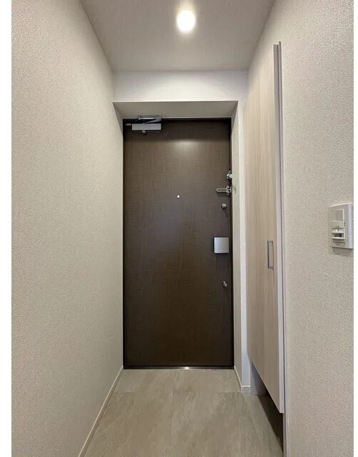Due Oku - Interior - ["Flooring", "Wood", "Floor"]