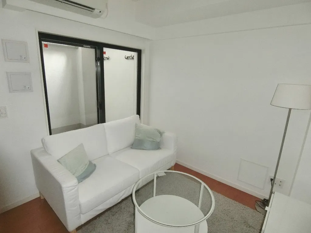 Residence Mishuku - Interior - ["Furniture", "Couch", "Comfort"]