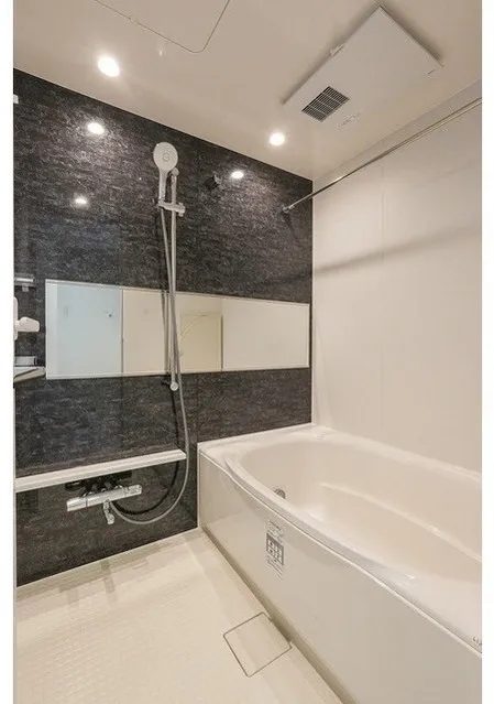Comforia Liv Bunkyo Gokokuji - Interior - ["Flooring", "Plumbing fixture", "Floor"]