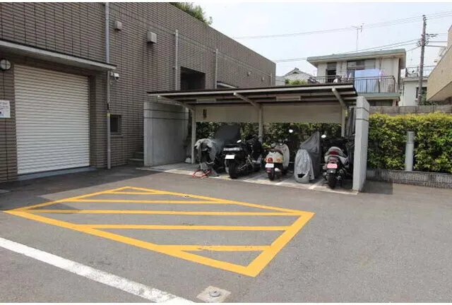 Comforia Shimokitazawa - Other - ["Building", "Sky", "Plant"]