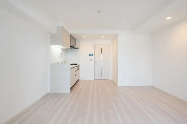 Comforia Takenotsuka East - Interior - ["Flooring", "Floor", "Apartment"]