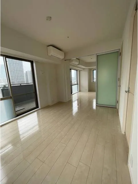 Rivere Tsukishima - Interior - ["Flooring", "Floor", "Wood flooring"]