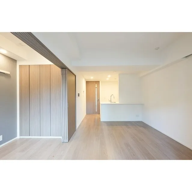 Refill Orb Yoyogi - Interior - ["Property", "Wood", "Hall"]