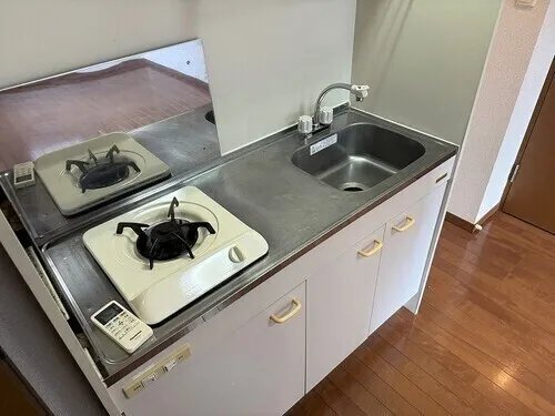 Dolce Ginza East Building No. 1 - Interior - ["Kitchen Sink", "Plumbing fixture", "Kitchen"]