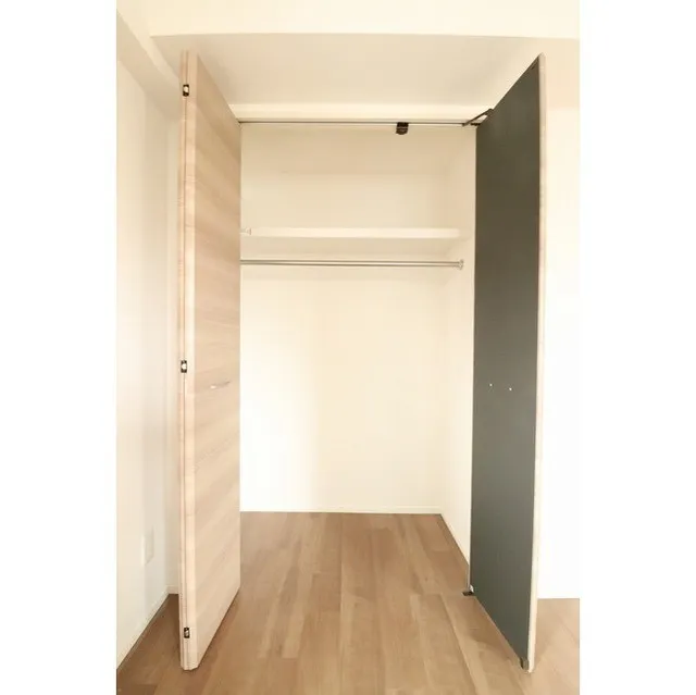 Astoria - Interior - ["Wood", "Fixture", "Flooring"]
