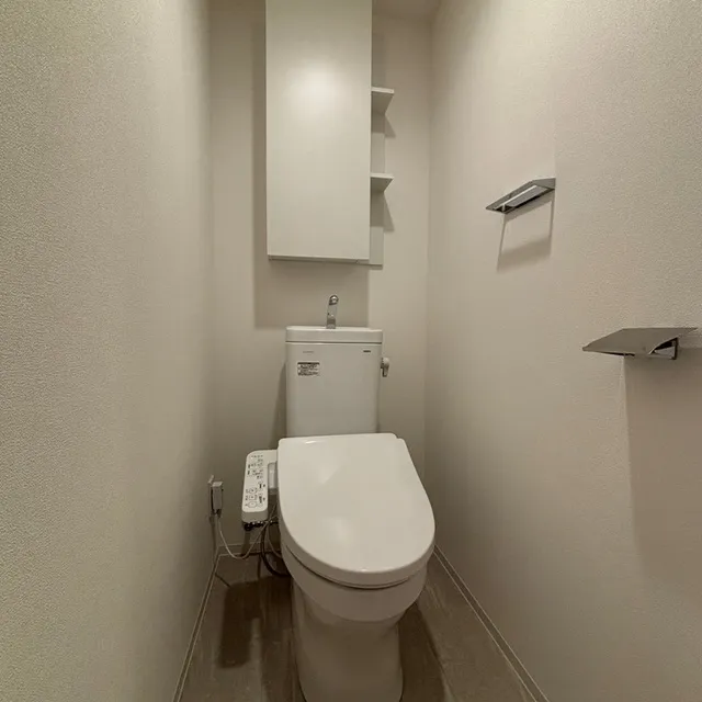 Park Axis Shinagawa Tennozu Isle - Interior - ["Toilet seat", "Plumbing fixture", "Flooring"]