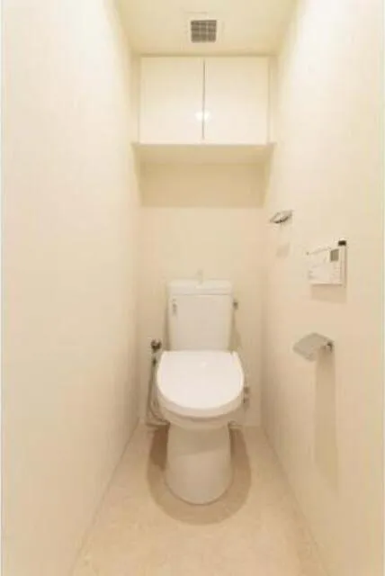 Seresa Higashi Nihombashi - Interior - ["Toilet", "Toilet seat", "Bathroom"]