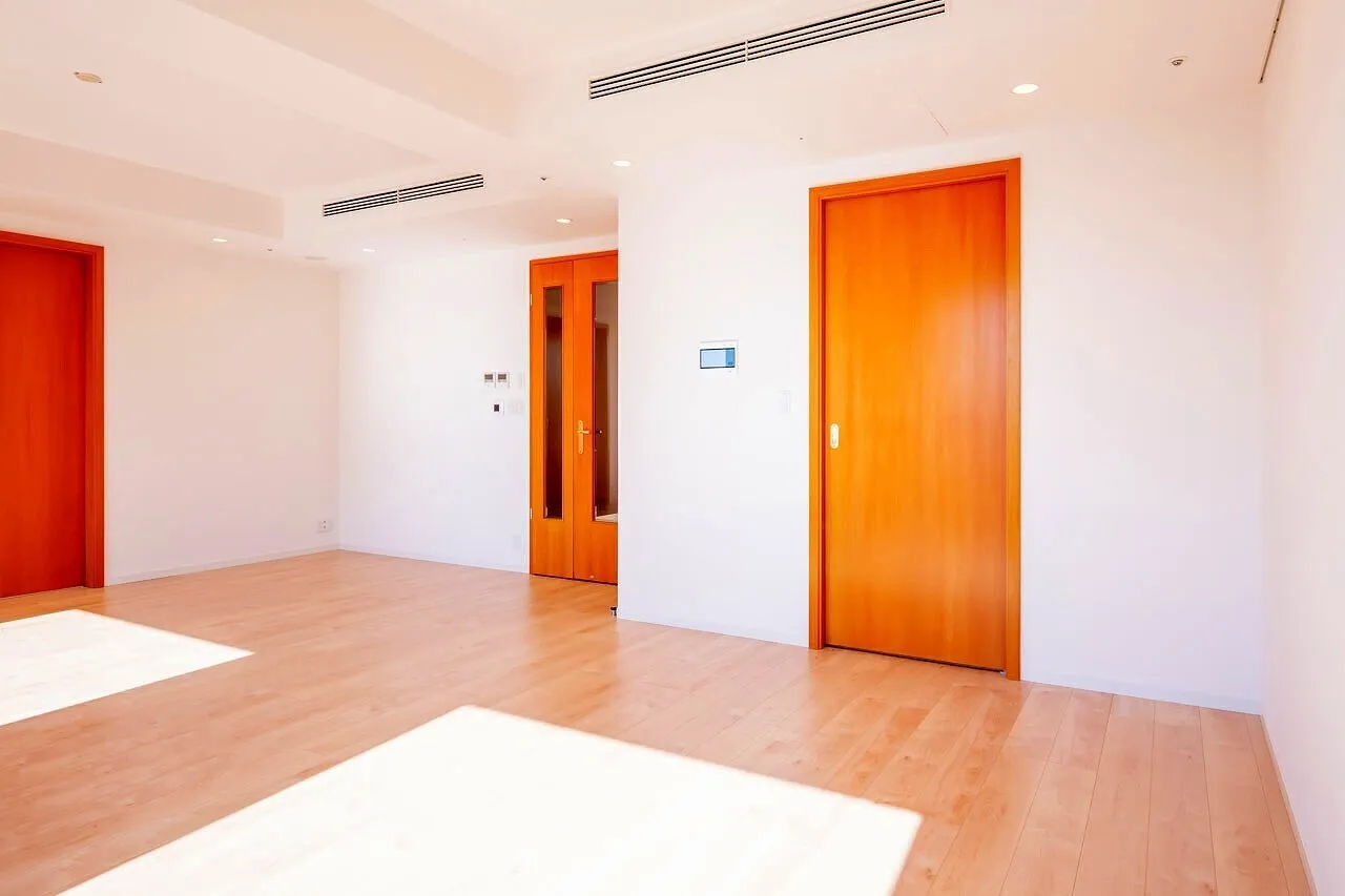 La Tour Shibakoen - Interior - ["Flooring", "Floor", "Wood"]