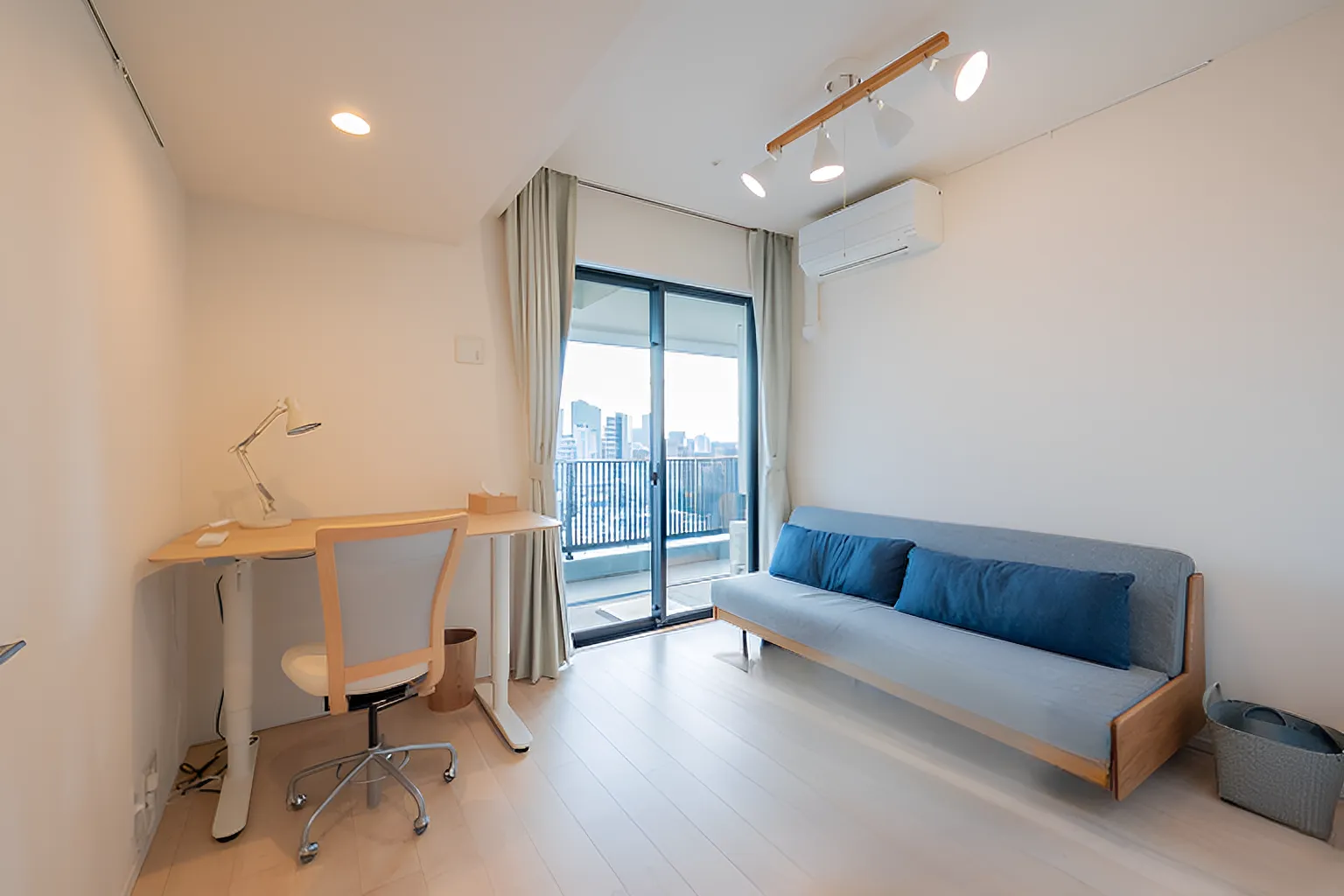 City Tower Shirokane - Interior - ["Furniture", "Property", "Wood"]