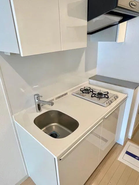 Residia Ueno Okachimachi - Interior - ["Tap", "Sink", "Countertop"]