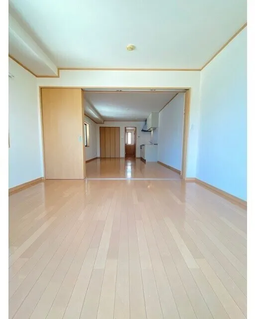 Izat Palace Shimouma - Interior - ["Flooring", "Wood flooring", "Floor"]