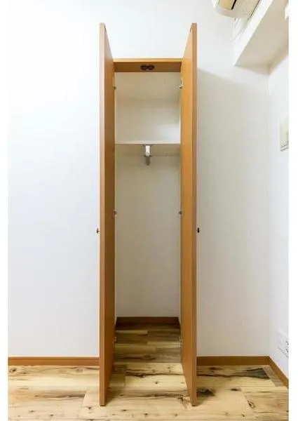 Sky Court Bunkyo Hakusan No. 3 - Interior - ["Wood", "Flooring", "Floor"]
