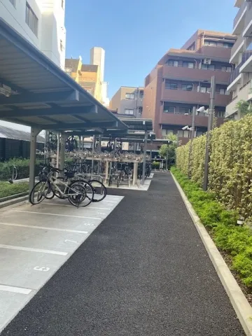 Proud Flat Shibuya Tomigaya - Other - ["Bicycle", "Wheel", "Building"]