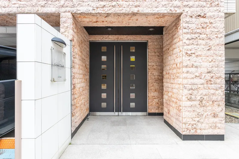 Grantruth Iogi - Exterior - ["Wall", "Brick", "Composite material"]