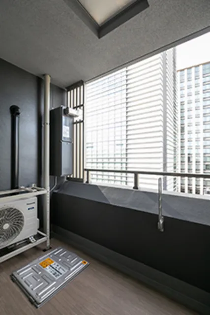 Brick Court Kanda Nishikicho - Interior - ["Composite material", "Ceiling", "Glass"]