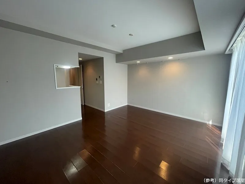 Esty Maison Koenji - Interior - ["Flooring", "Floor", "Ceiling"]