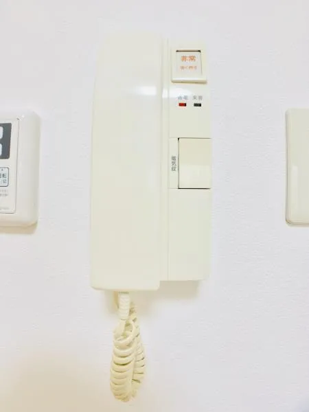 La Flats - Interior - ["Electronic device", "Technology", "Switch"]
