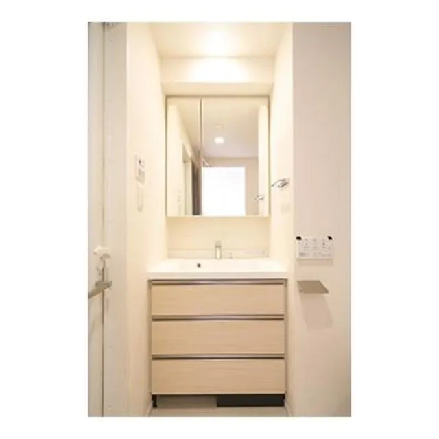 Park Axis Jiyugaoka Terrace - Interior - ["Cabinetry", "Sink", "Fixture"]