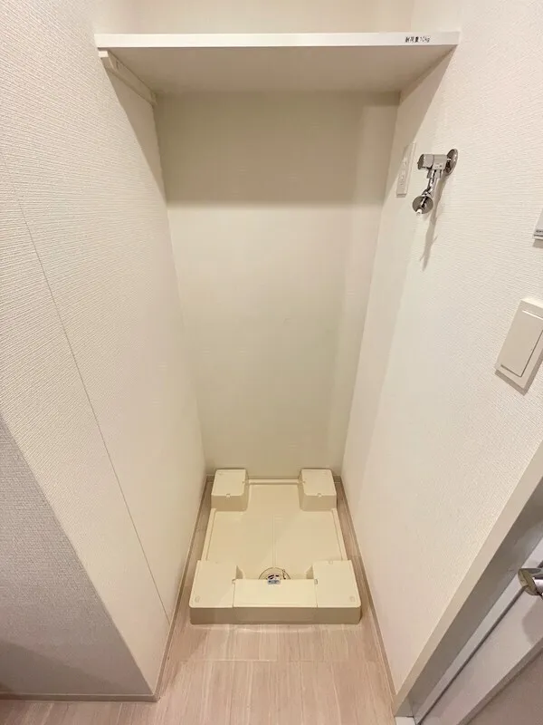 Residia Nakameguro Ⅲ - Interior - ["Wood", "Flooring", "Floor"]
