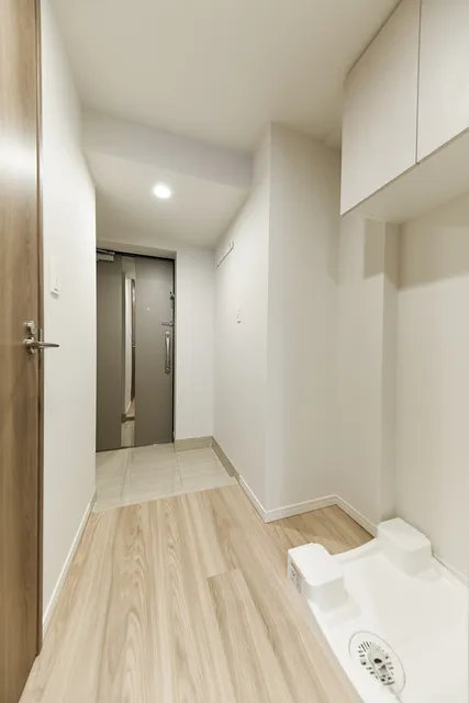 Belfirth Kanda Jimbocho - Interior - ["Flooring", "Floor", "Wood"]